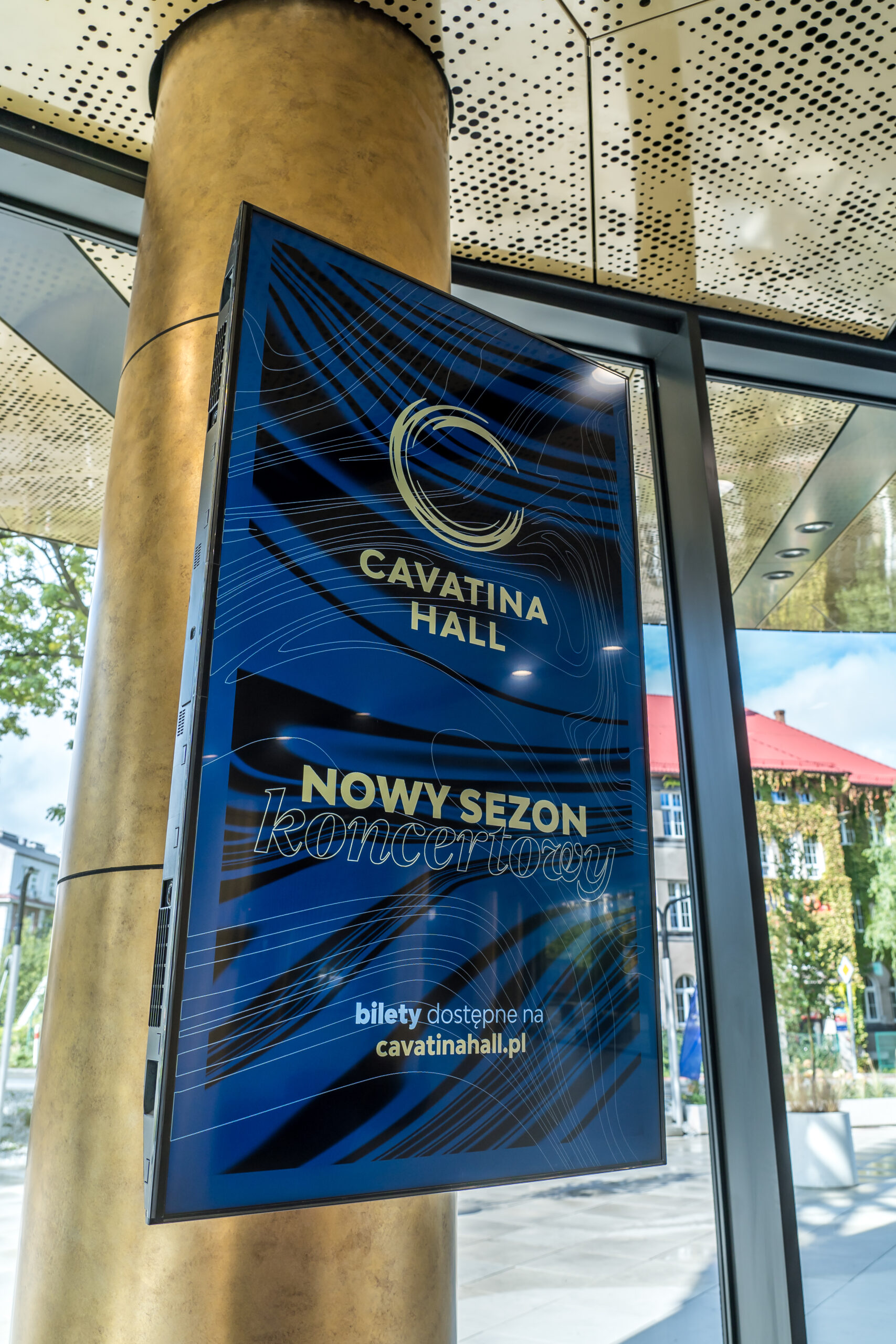 System rozgłoszeniowy i digital signage w Cavatina Hall 