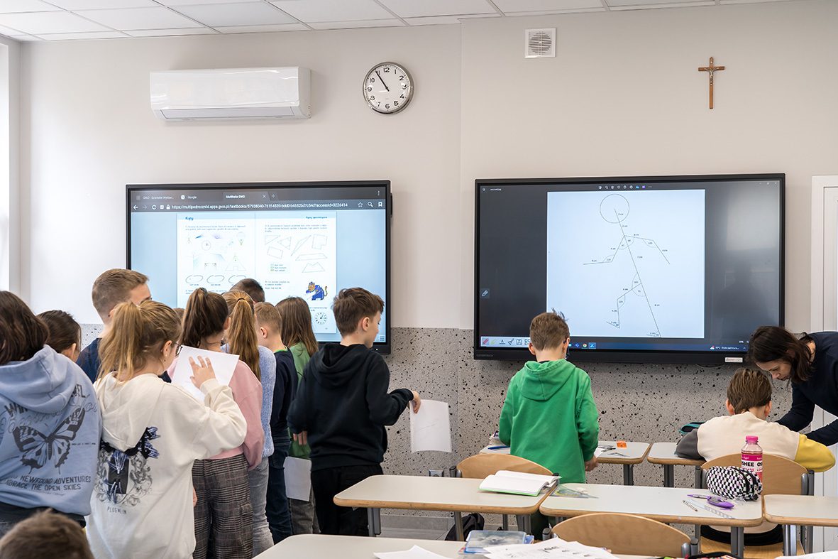 Monitory interaktywne Clevertouch w Szkole Podstawowej nr 7 w Cieszynie